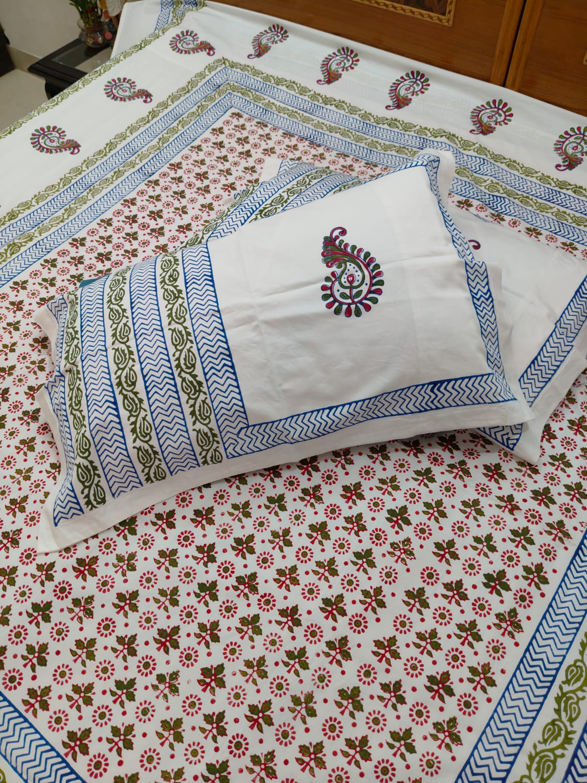 Chitrani – Hand Block Printed Double Bedsheet Set