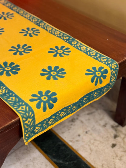 Kanphool - Coffee Table Runner