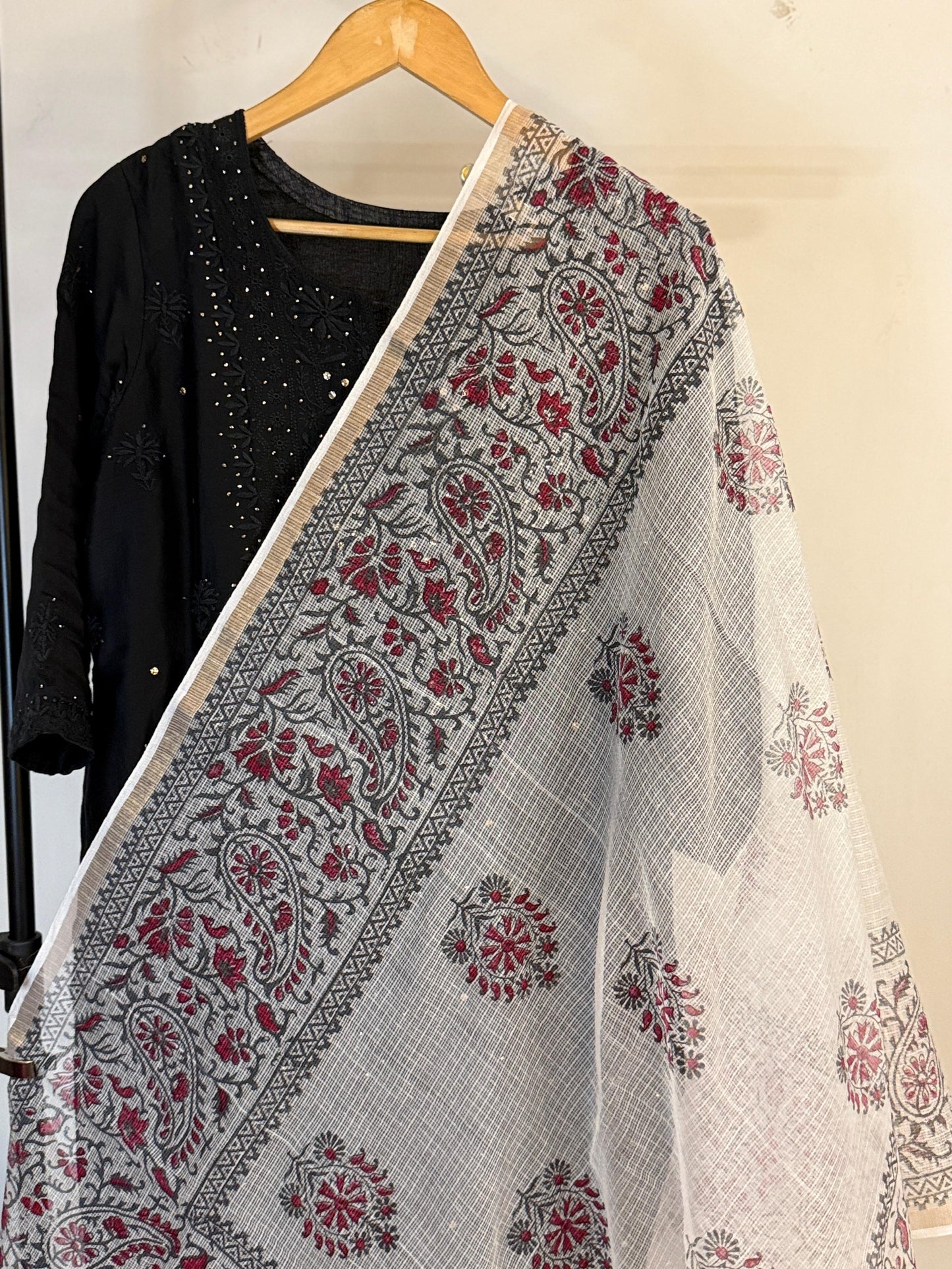 Ruhani  - White Kota Doria with Rani pink motifs