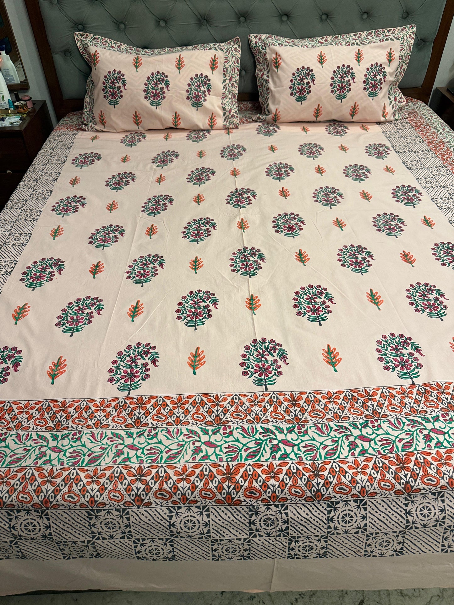 Gulaabi Saaz 🌸 – Hand Block Printed Double Bedsheet Set
