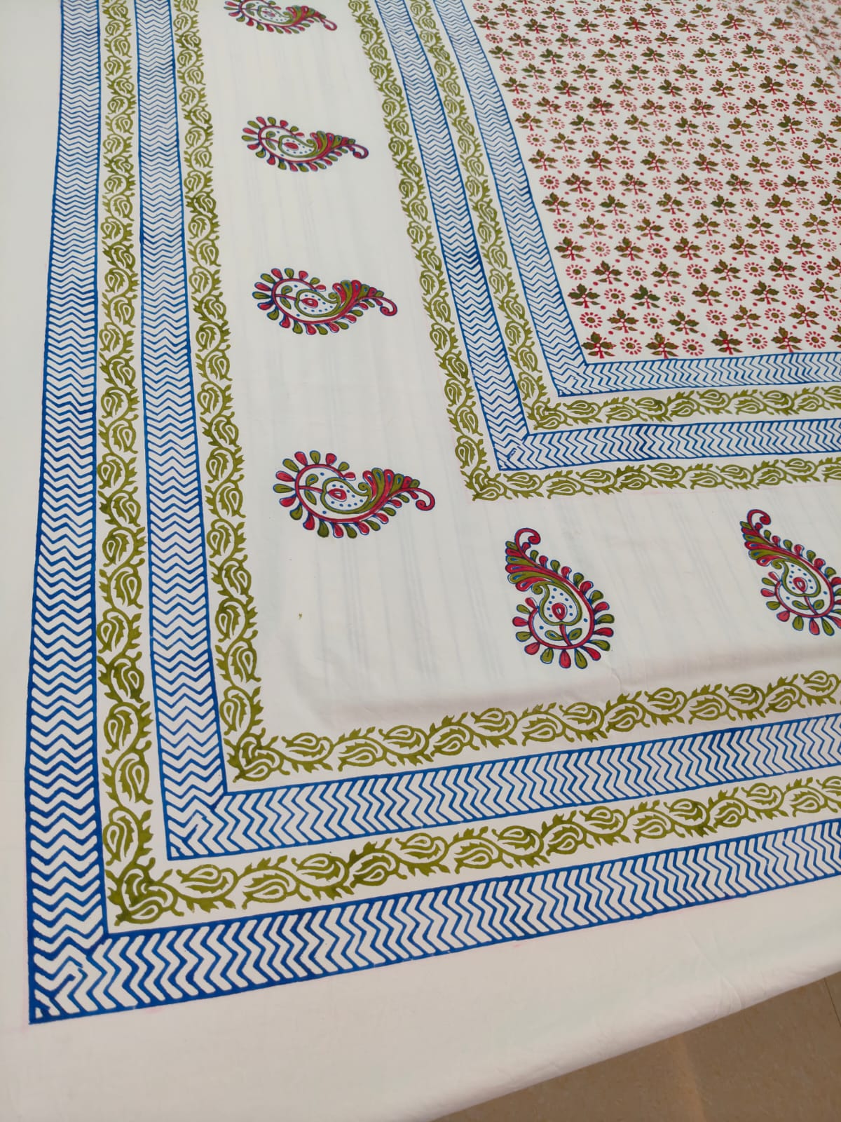 Chitrani – Hand Block Printed Double Bedsheet Set