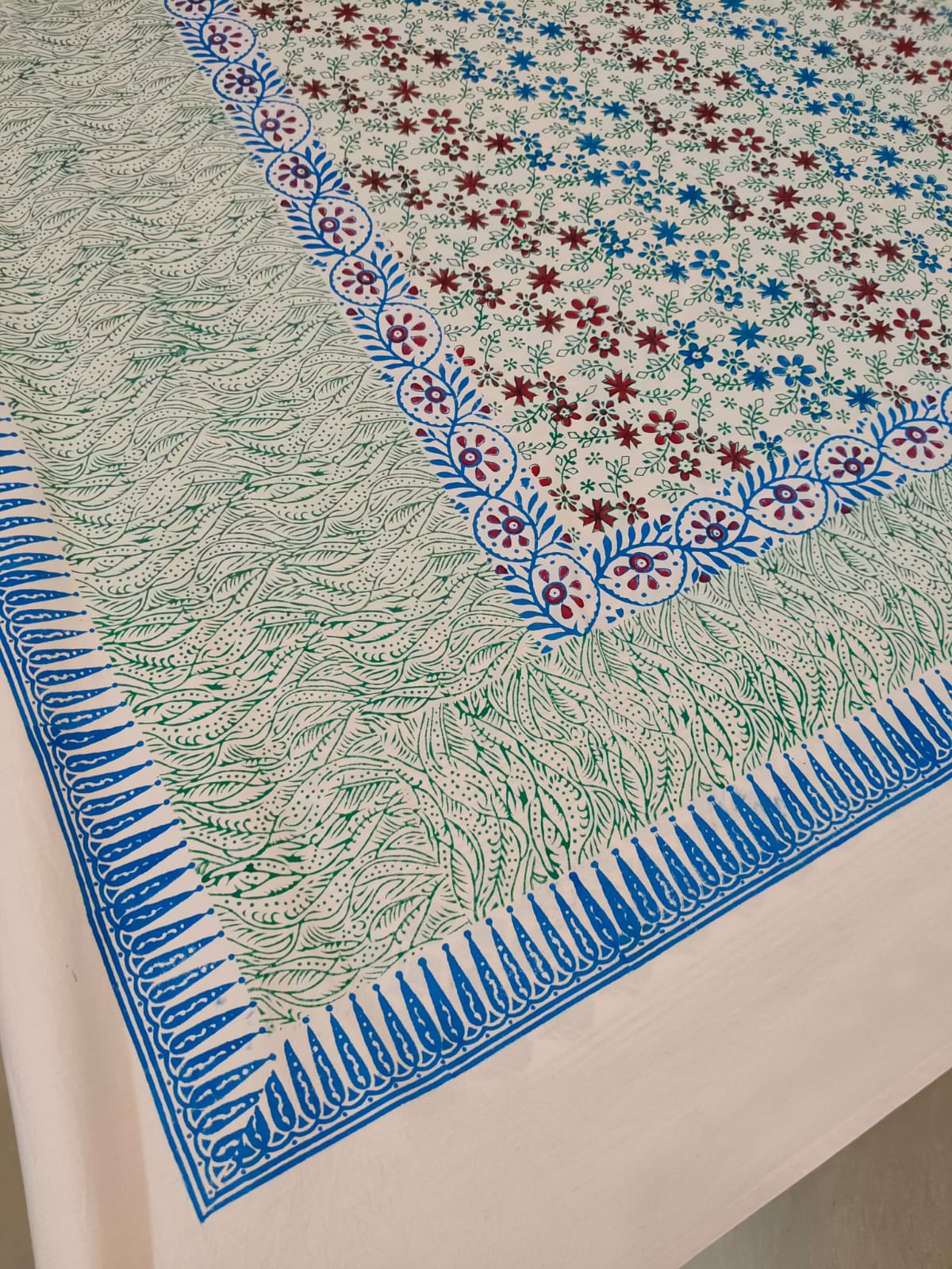 Floral Charm – Hand Block Printed Single Bedsheet Set (Large)