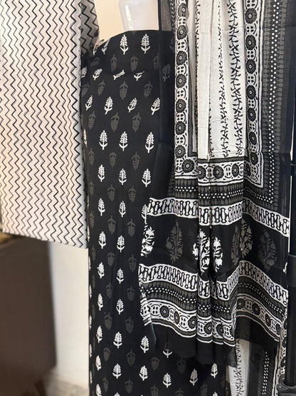Caviar – Unstitched 3-Piece Block Print Cotton Suit