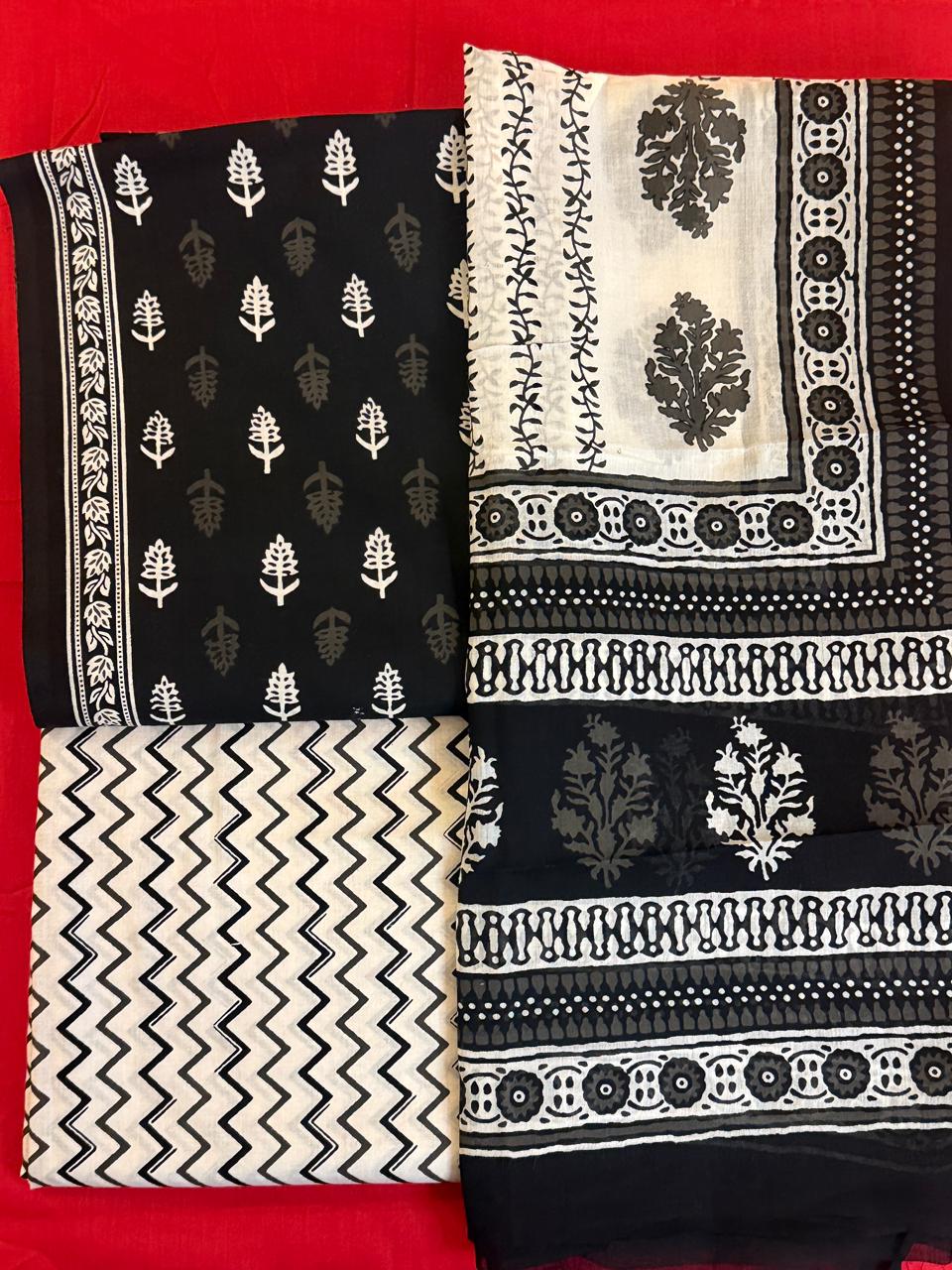 Caviar – Unstitched 3-Piece Block Print Cotton Suit