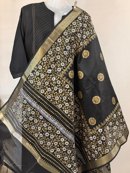 Sunehri Shaam – Black Chanderi Silk Dupatta