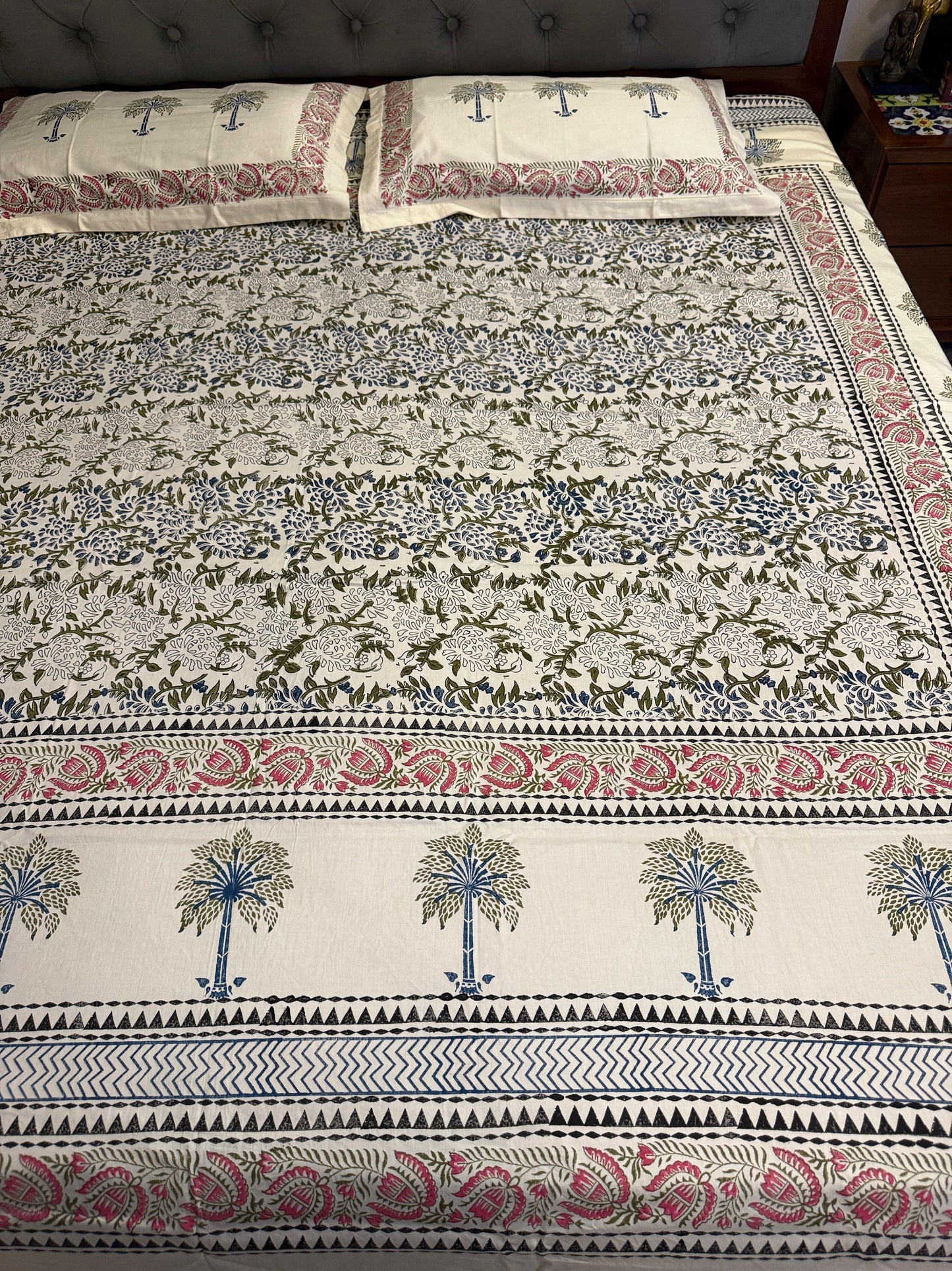 Pushpvan - Double Bedsheet