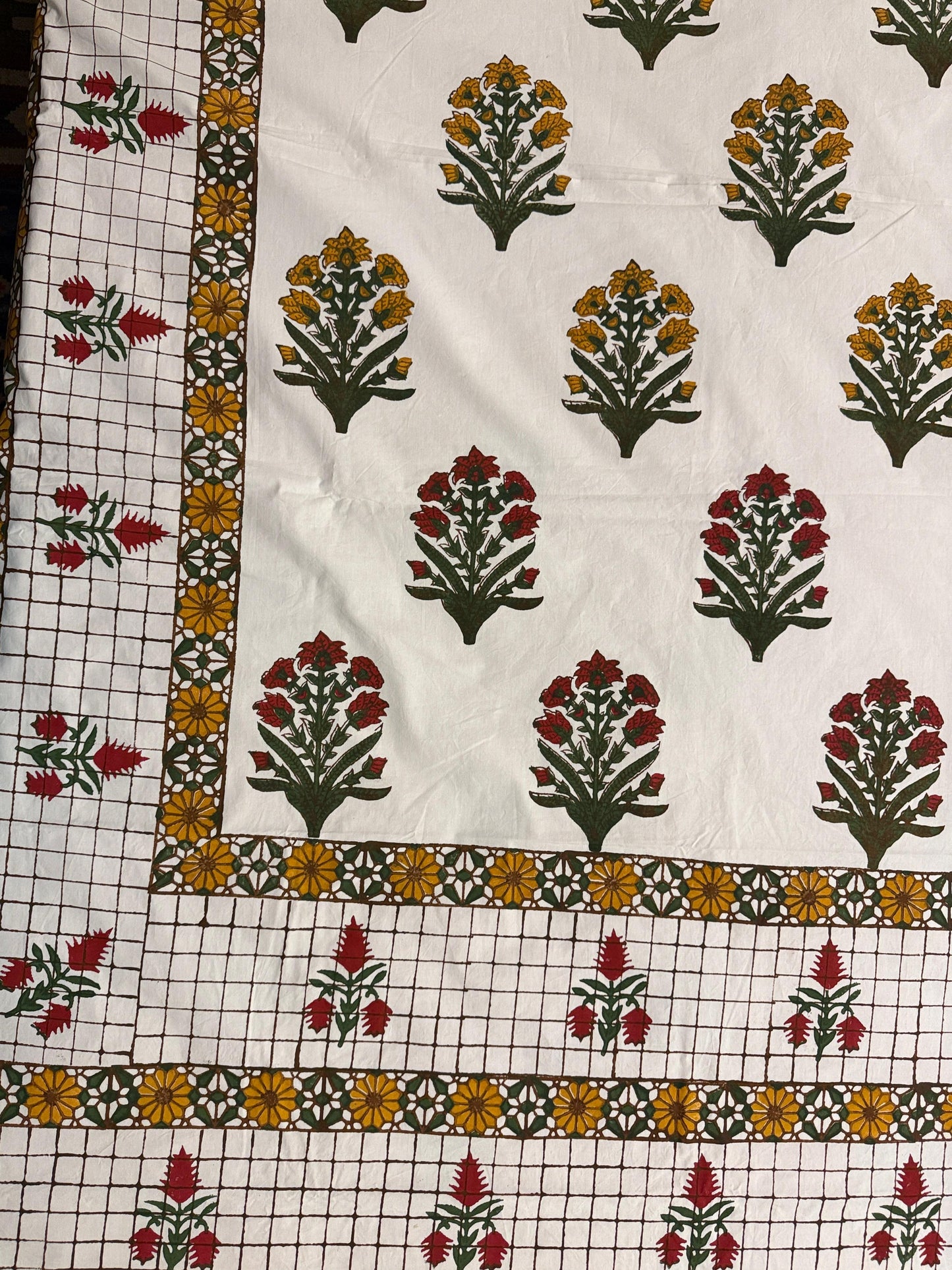 Meher – Hand Block Printed Double Bedsheet Set