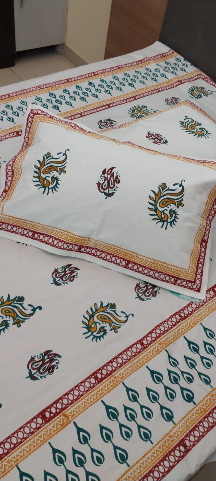 Leela – Hand Block Printed Diwan Bedsheet Set